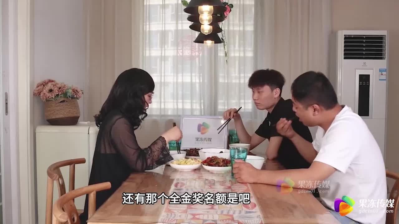飢渴的媽媽-上 - AV大平台 - 中文字幕，成人影片，AV，國產，線上看